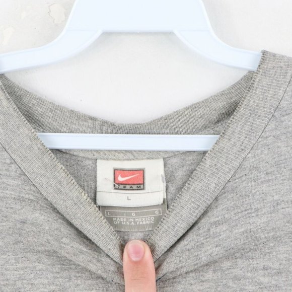 Vtg Nike Travis Scott St Louis Thrashed Shirt - Picture 4 of 9